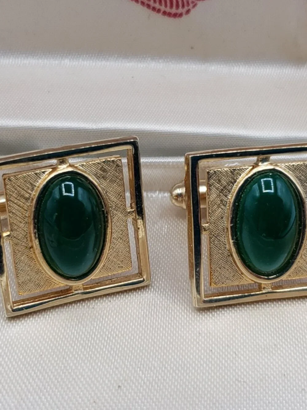 Vintage Anson Cufflink and Tie Pin Boxed Set Green Stone Cabochon
